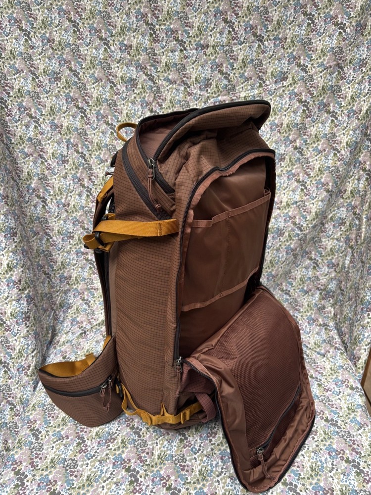 Patagonia Snowdrifter backpack 40L