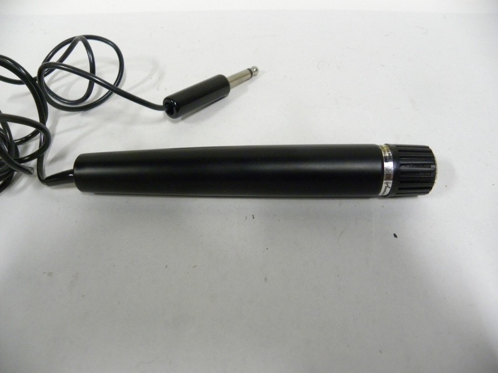 Vintage American D-20 Omnidirectional Dynamic Mic Microphone (A12)
