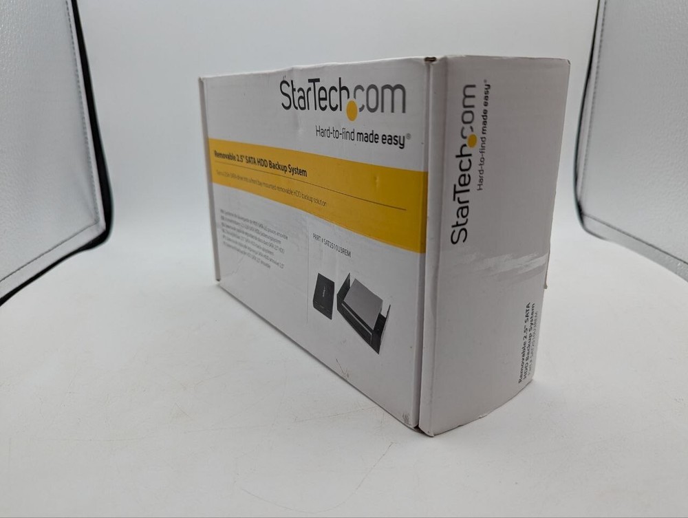 NIB STARTECH.COM Removable 2.5'' SATA HDD Storage Computer PC Backup System OB8