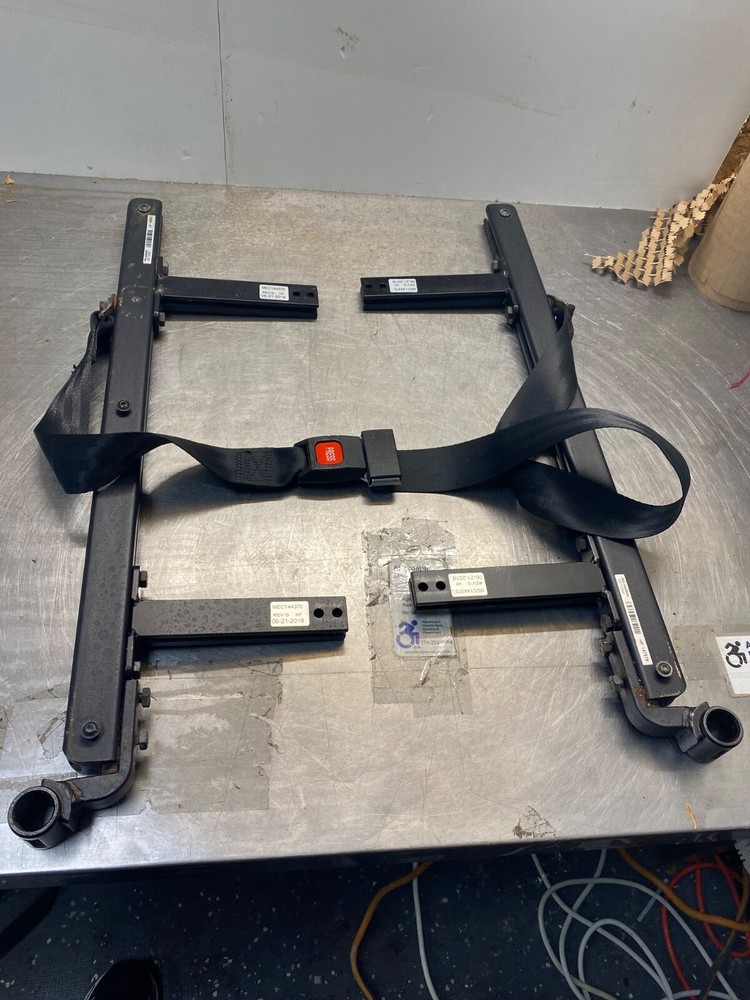 Quantum hd seatbelt with brackets (SR/2)