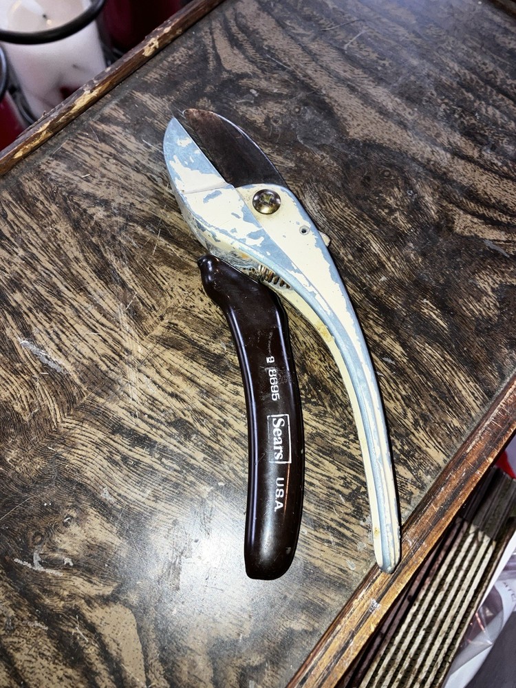 Vintage Sears USA-made bypass pruning shears, model 6803.