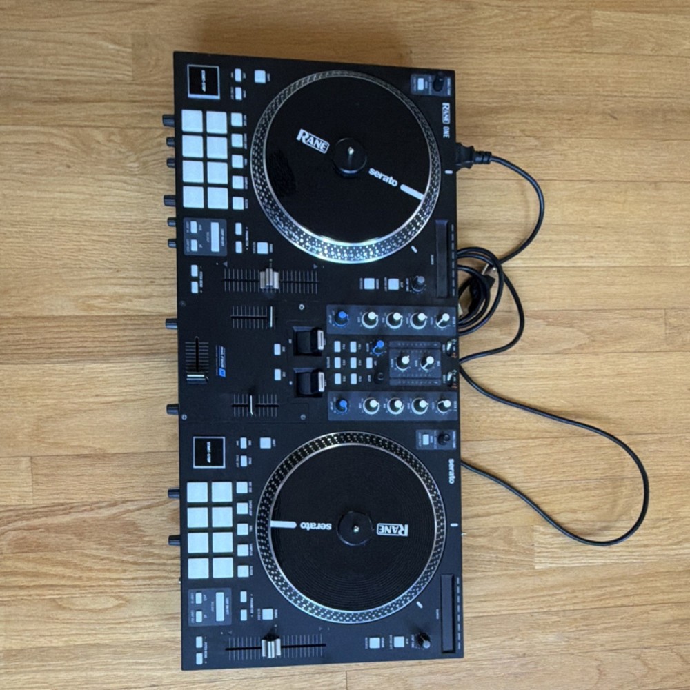Rane One Double Deck DJ Controller, Built-in Mixer, 16 Pads, Filter/Echo/Flanger