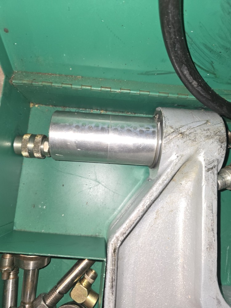 Greenlee 1732 C-Frame Knockout Punch Driver With Case & Accessories #1