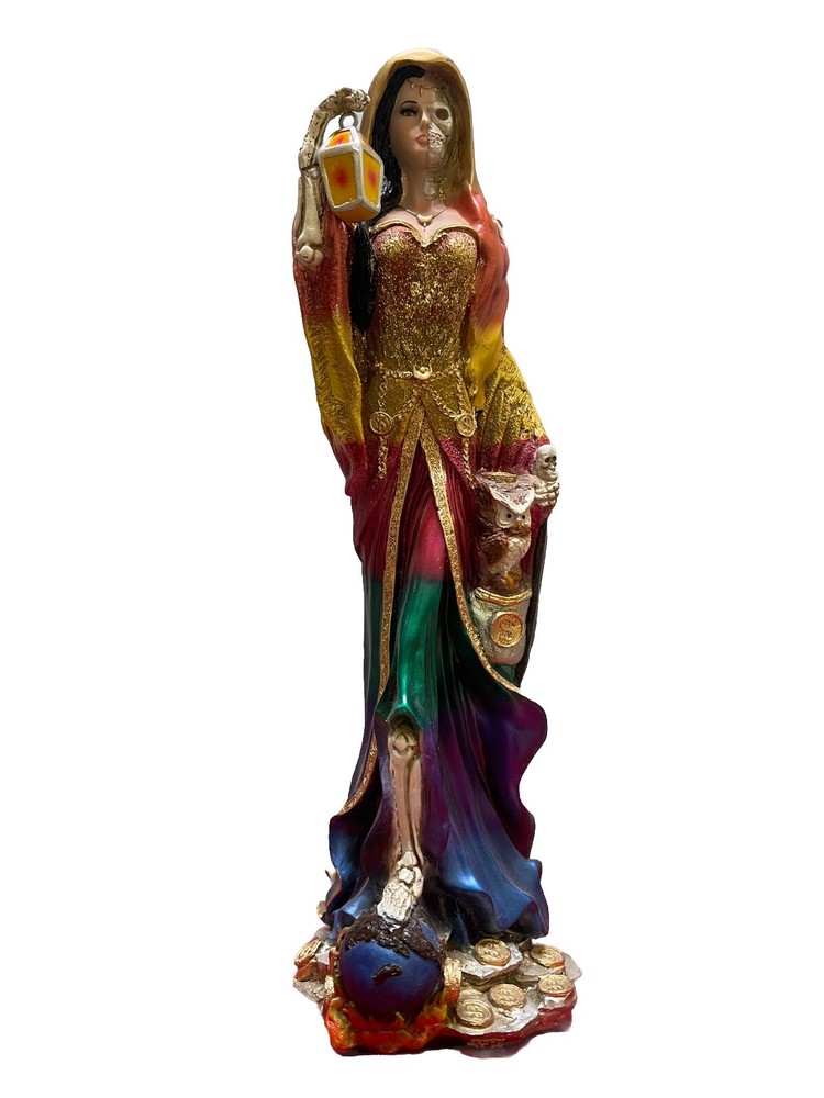 Santa Muerte encarnada