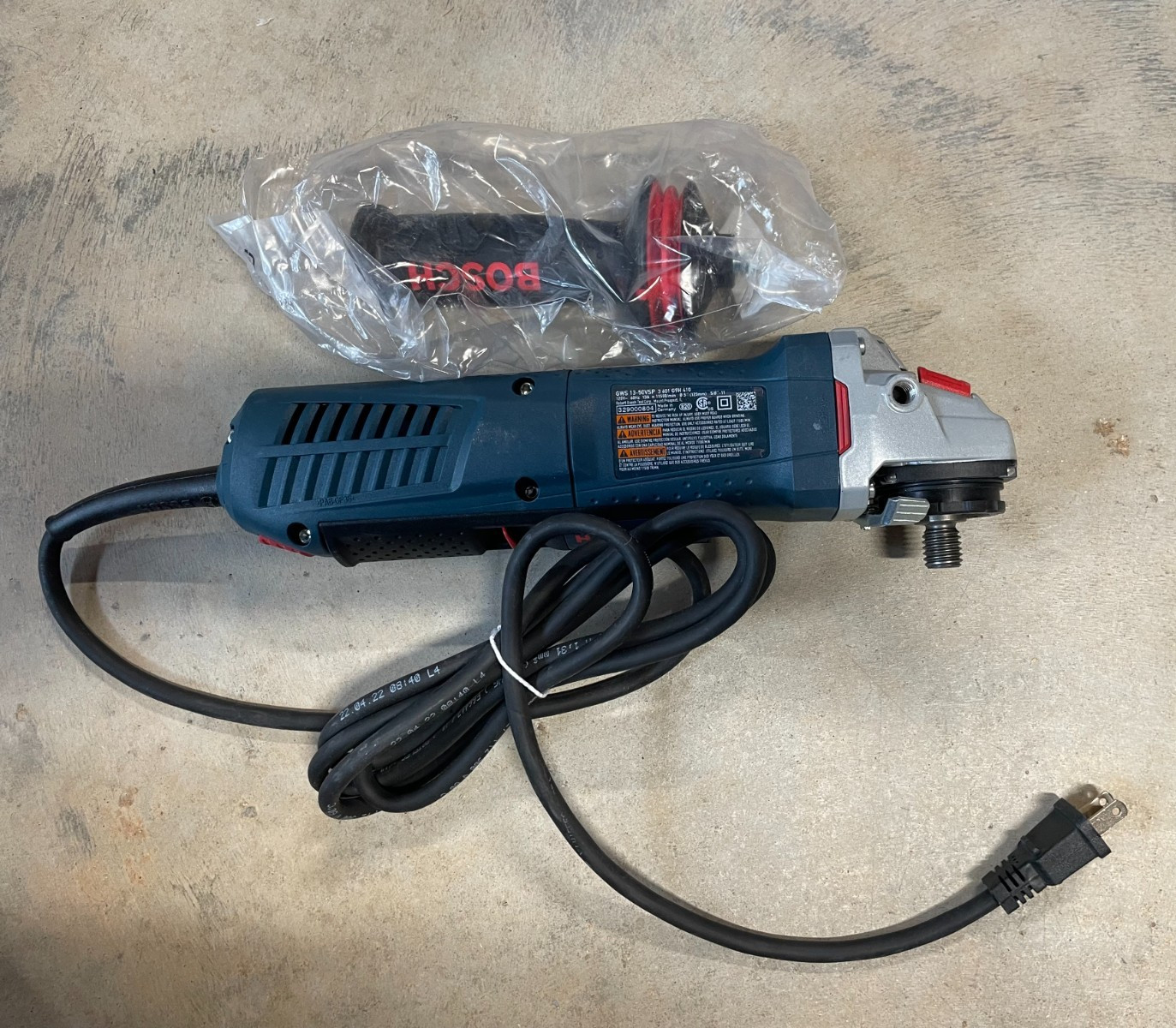Bosch GWS13-50VSP Angle Grinder