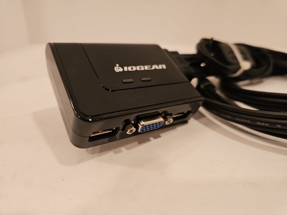 IOGEAR GCS22U - KVM Switch - 2 ports