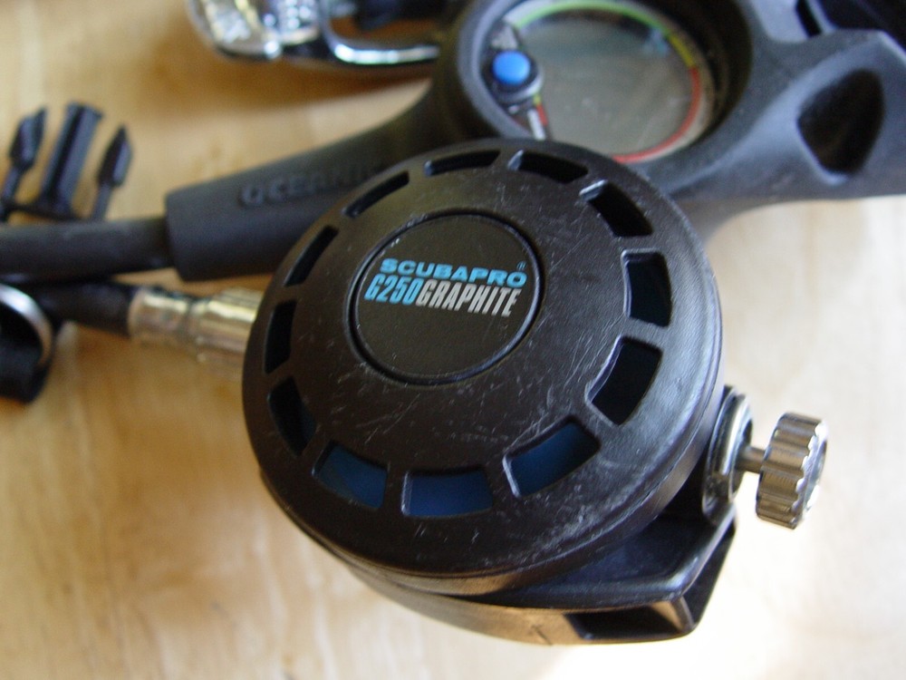 SCUBAPRO with Oceanic Gauges #2