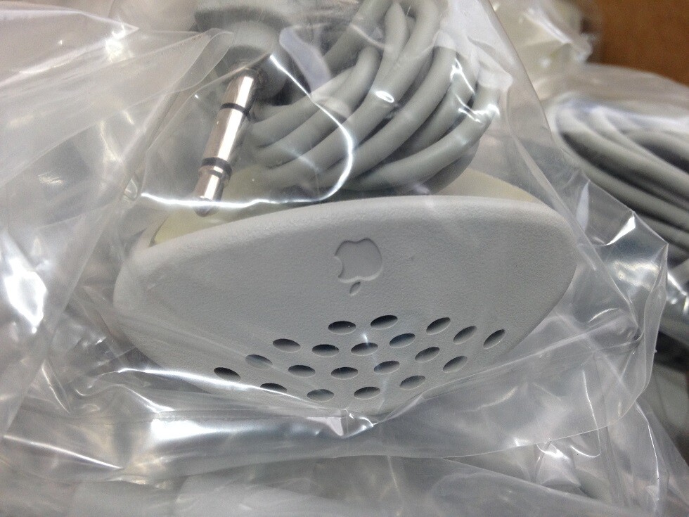 Apple PlainTalk Omnidirectional Microphone for Macs