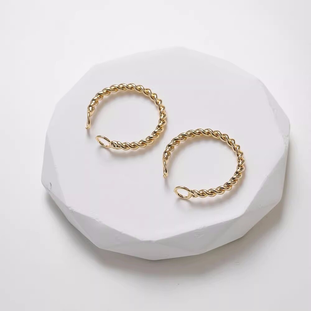 4pcs Adjustable Ring Charm With Loop,Ring Blanks,Brass Finger Ring Bases