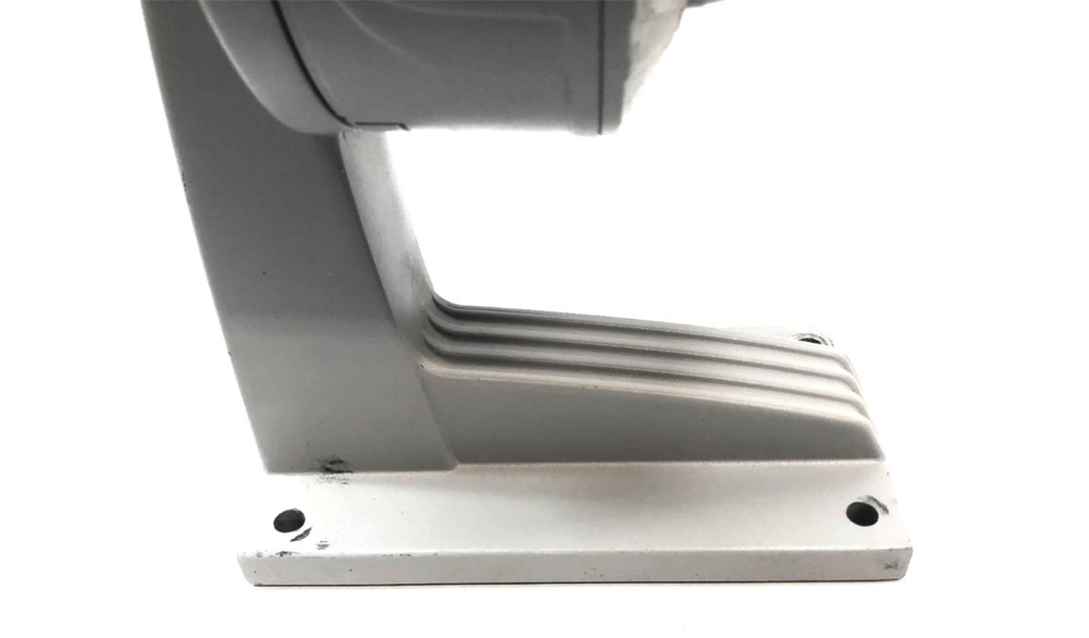 Interlogix TruVision Dome Camera W/ Wall Mount (Untested) TVD-M2210V-2-N USED