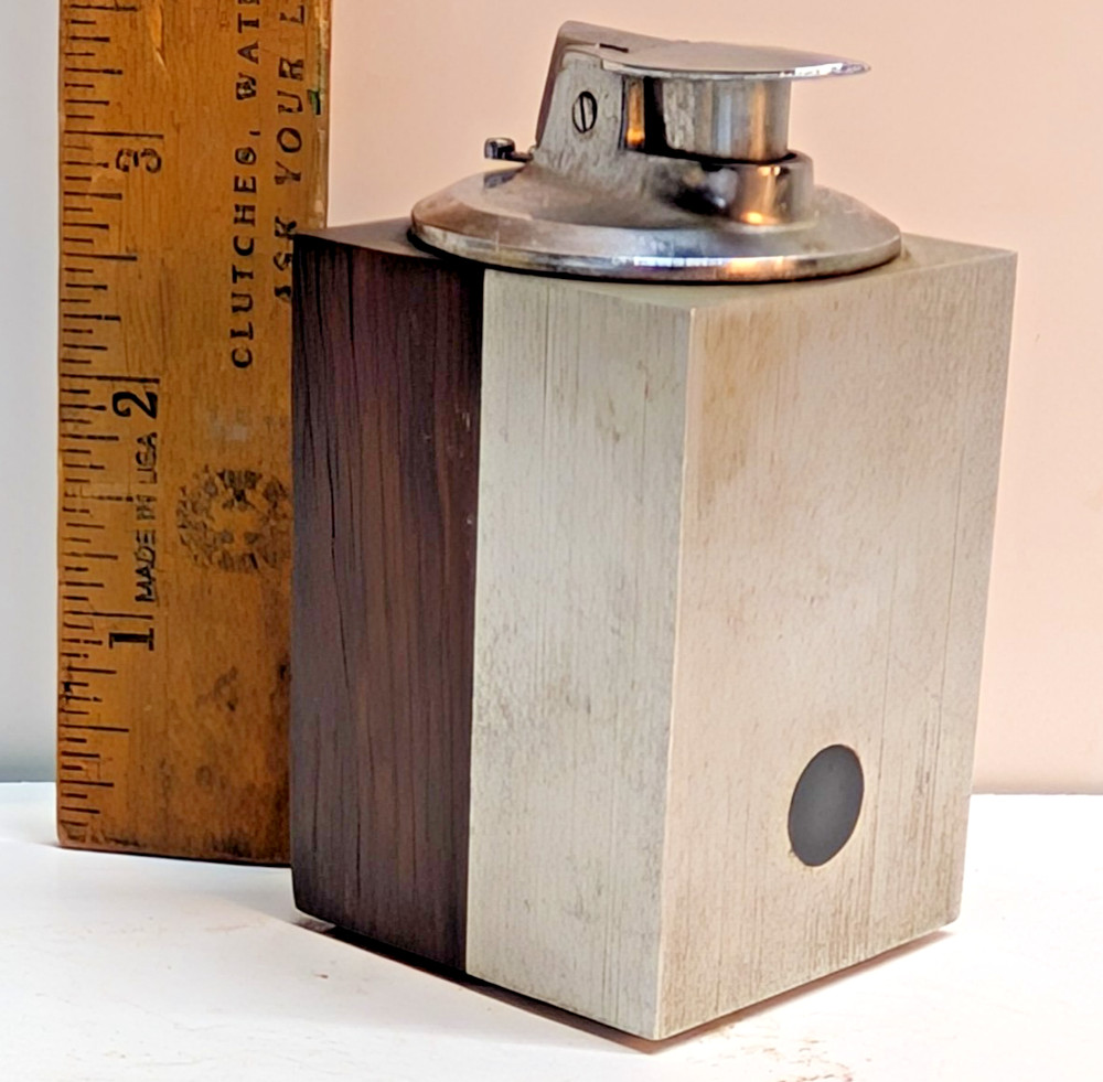 Vintage Ronson Cigarette Lighter