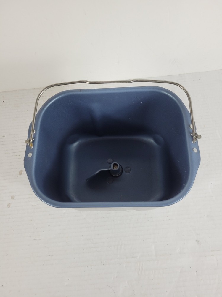 Toastmaster TBR20H Bread Maker Machine Pan & Paddle Ships Free