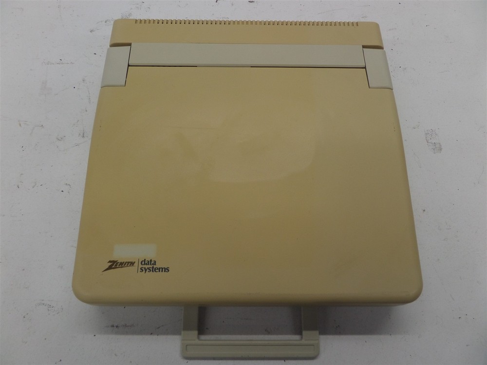 Vintage Zenith Data Systems ZFL-184-01 Laptop - Disk Error