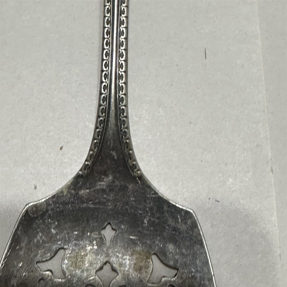 Silverplate PEERLESS BERKELEY CAKE PIE SERVER 10 1/2"