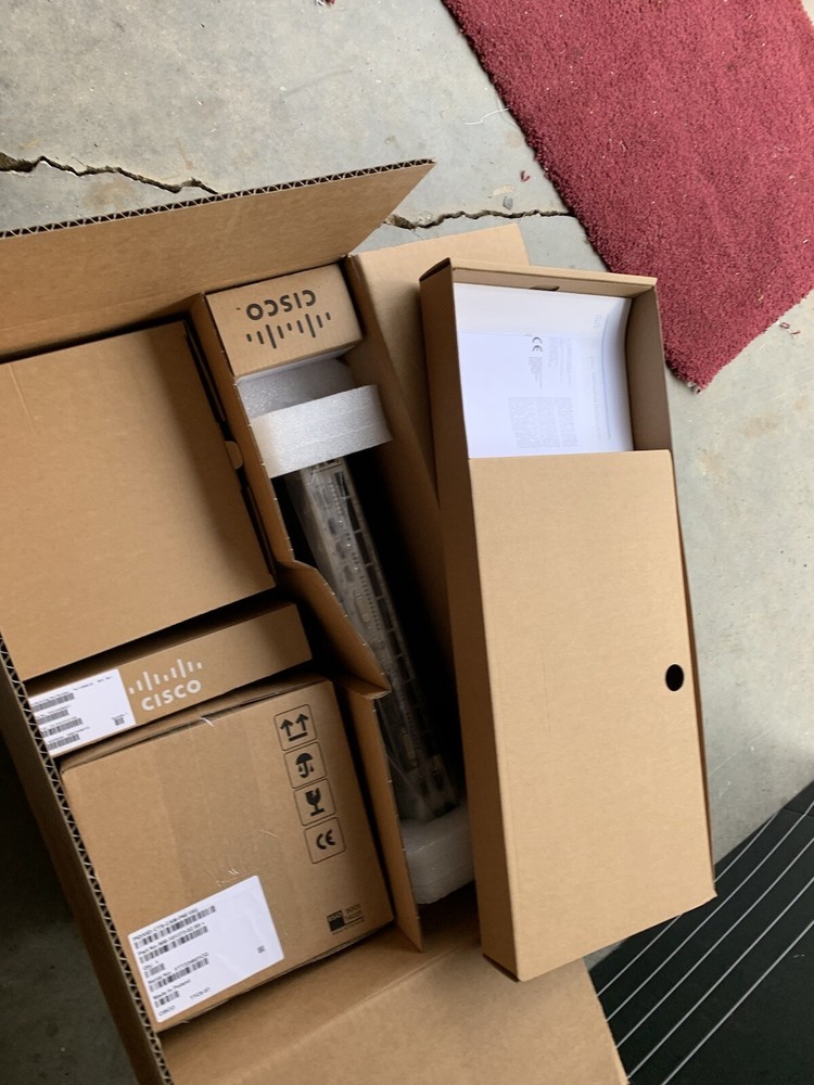 Cisco CTS-SX80IP60-K9 NOB, SX80 Codec, Precision 60 Camera, Touch 10