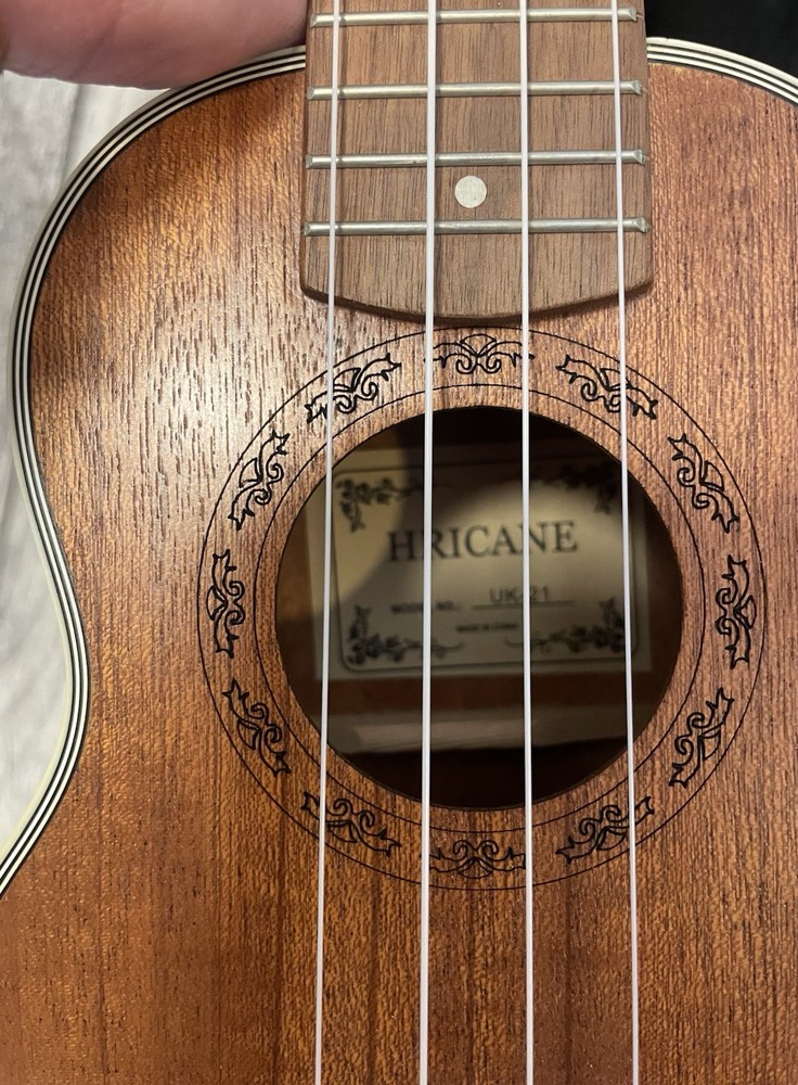 UKULELE Hricane UK-21 Solid Wood Professional