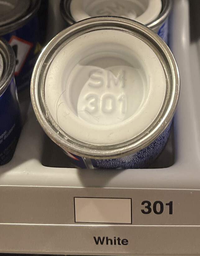 Revell enamel paint 32301, White silk.