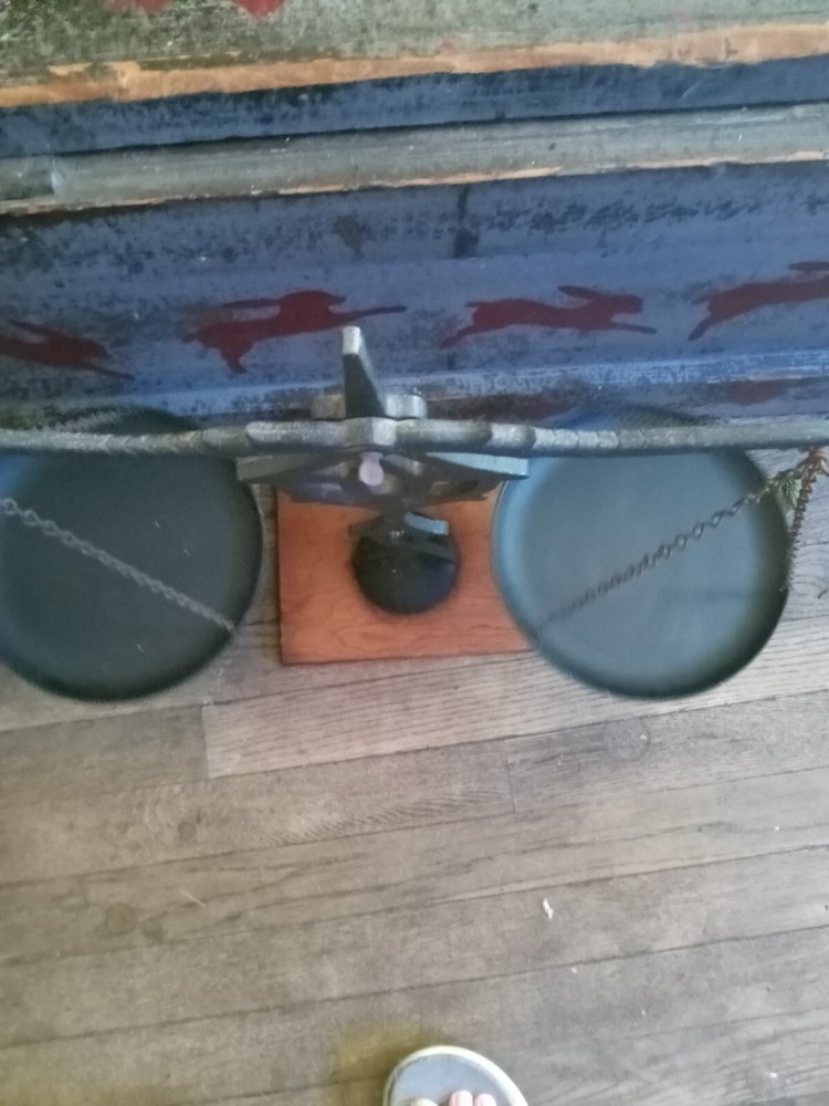 Vintage Decorative Balace Scale