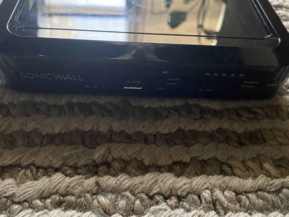 Sonicwall Soho250wireless no box unit only