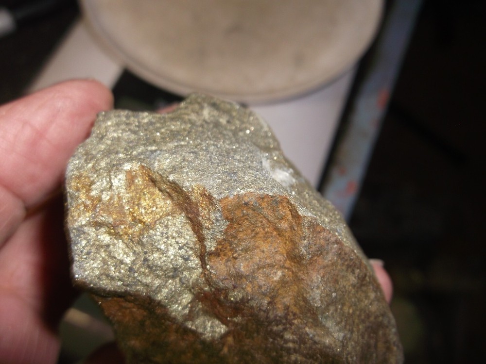 gold silver copper ore, 237 grams samples ,ore high grade .
