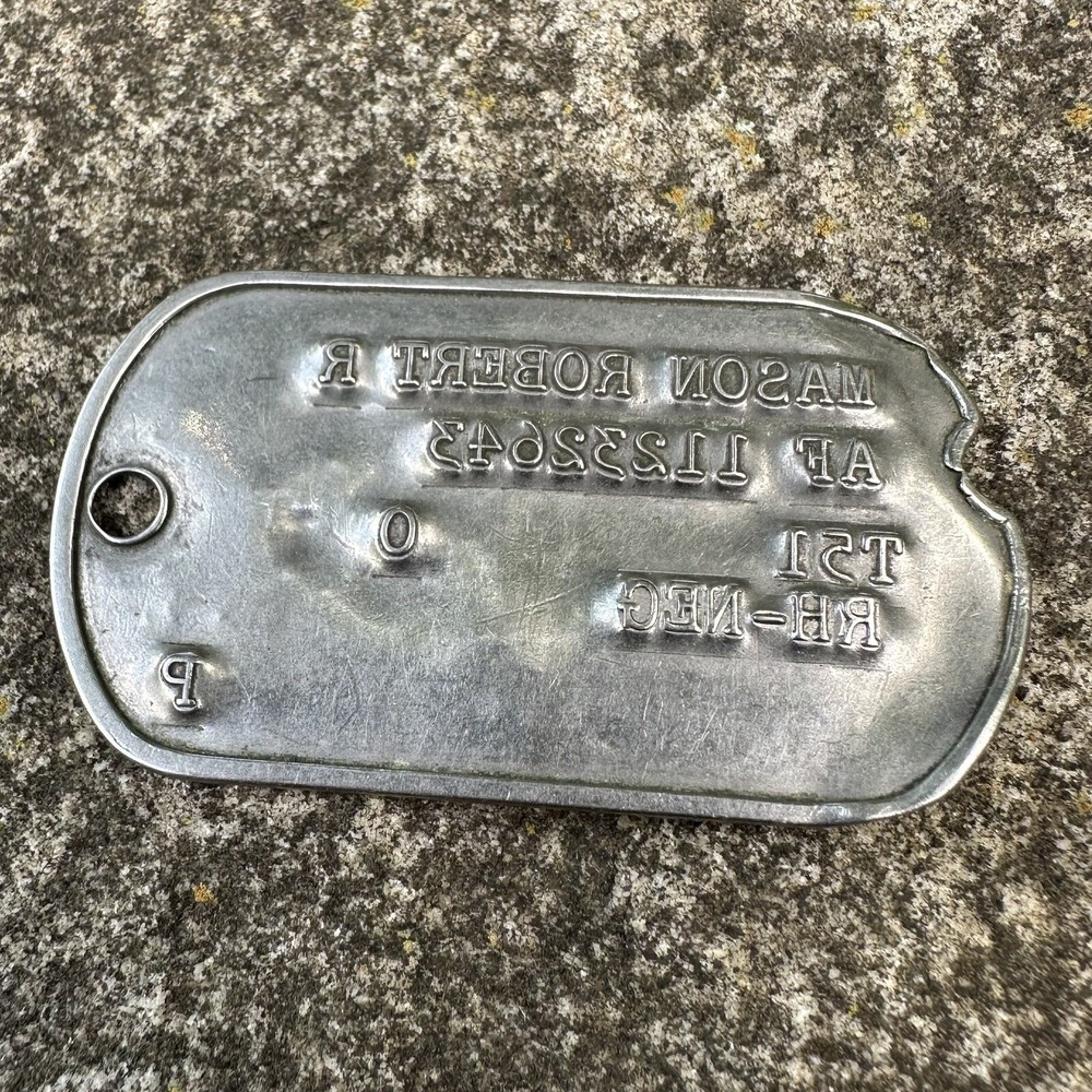 ORIGINAL WWII Post WW2 US Single Dog Tag Military Uniform Field Equipment