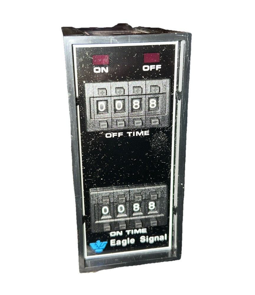 Eagle Signal DA211A6 Miniflex Digital Timer. NEW IN BOX! 8A