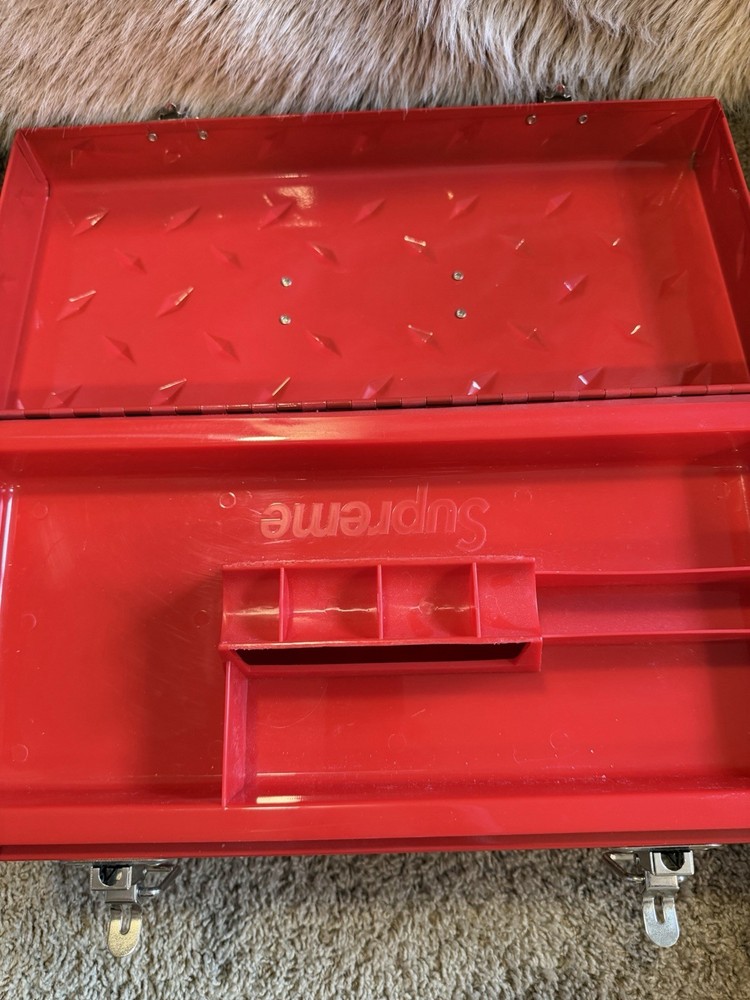 Supreme Diamond Plate Tool Box
