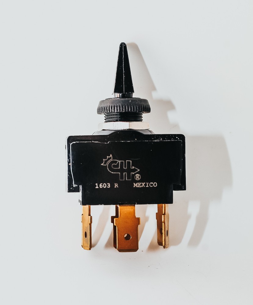 Cole Hersee 54107-01-BP DPDT Toggle Switch (Co)