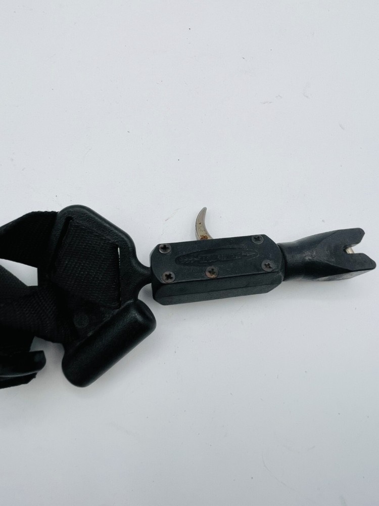 Tru-Fire Magnum Archery Compound Bow Caliper Release Aid Black Adjustable Strap