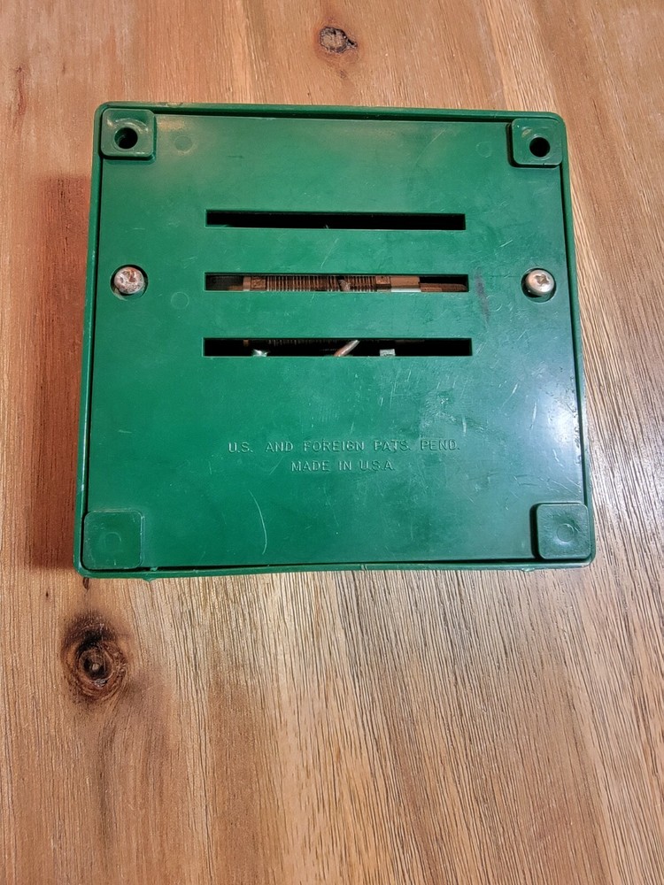 VINTAGE AURORA MODEL MOTORING SLOT CAR CONTROLLER