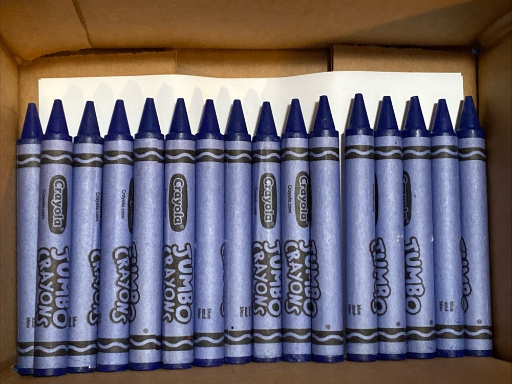(16) JUMBO Crayola Crayons (blue)