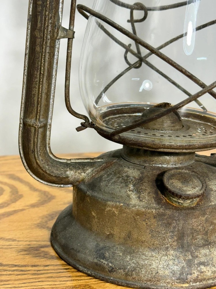 Dietz Monarch Lantern