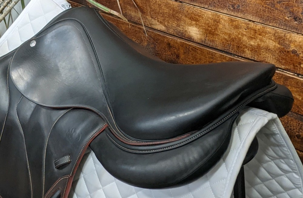 18″ Devoucoux Chiberta O 2A (2018) *Full Buffalo Leather*