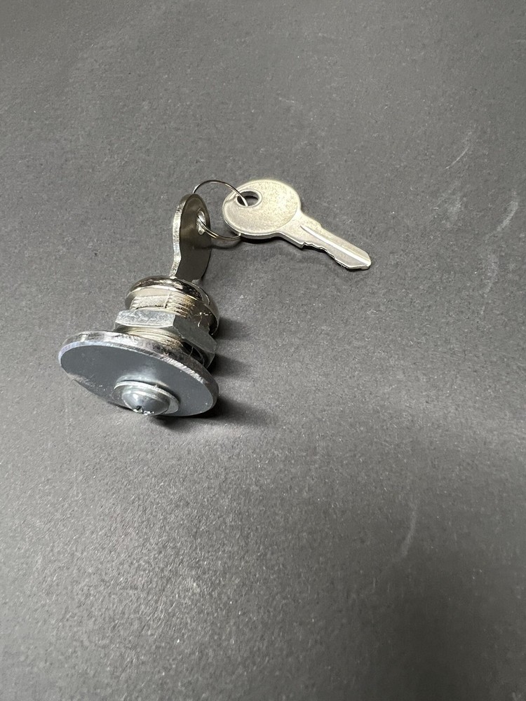 COCA COLA VENDO 44 Replacement Lock For VMC 44