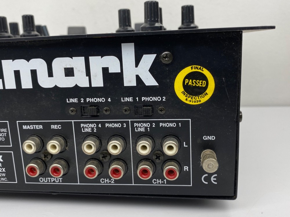Numark DM1002X Preamp DJ Scratch Mixer Stereo 4 Phono 2 Line UNTESTED READ