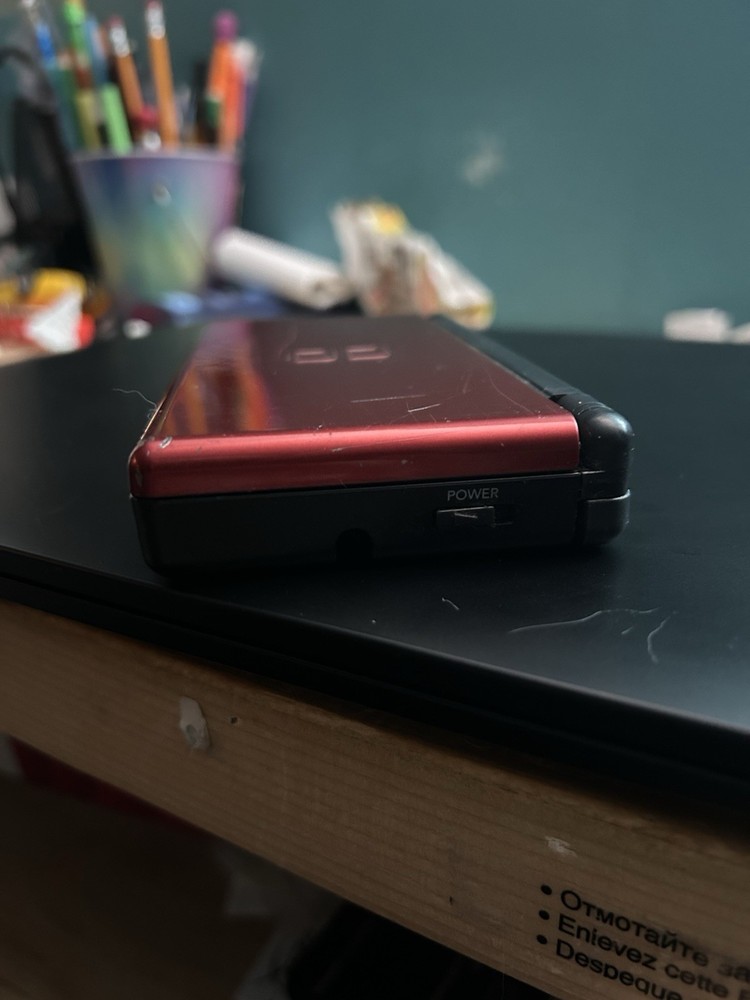 Nintendo DS Lite Red Black Handheld System Console READ DESC