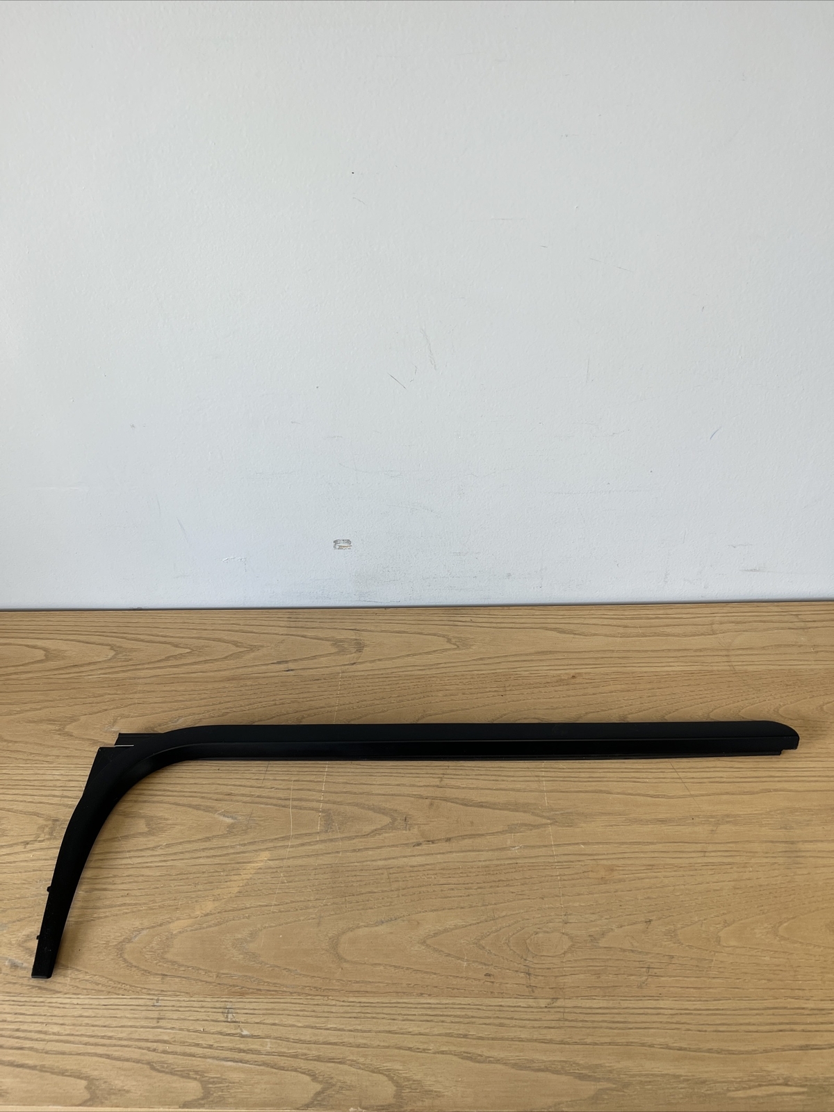 GM 22774086 Door Window Outer Sealing - Rear Driver Side