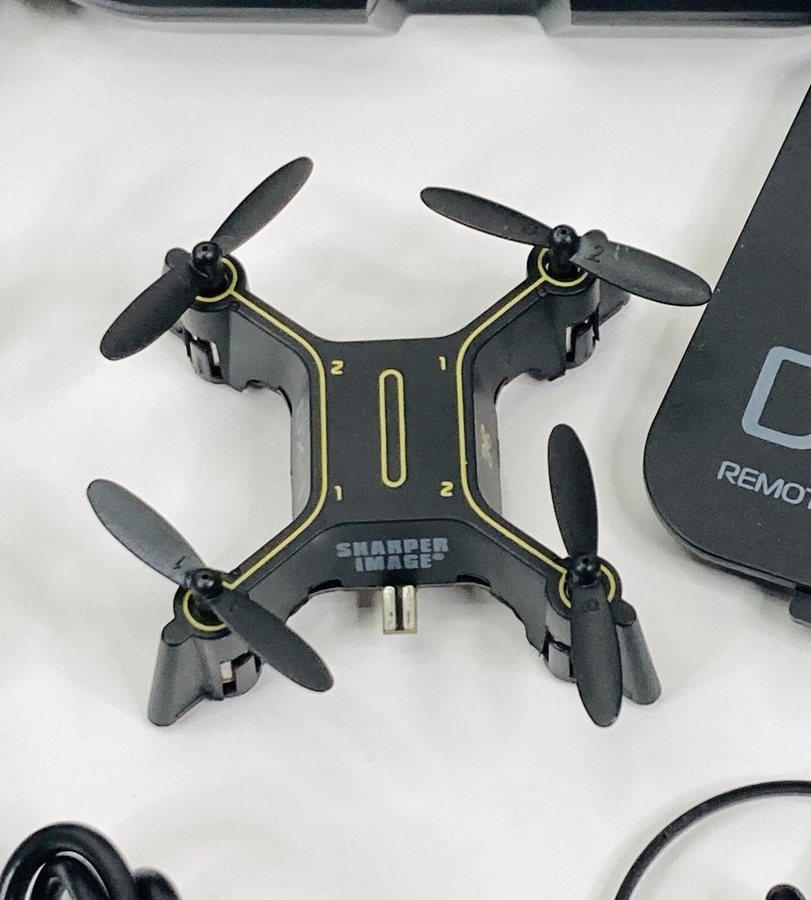 Sharper Image Auto Pilot DX-1 Micro Drone X2 Drones w/ Controllers Case Working