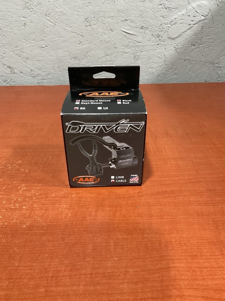 AAE Driven Drop Away Containment Arrow Rest Black RH Cable Driven Standard Mount