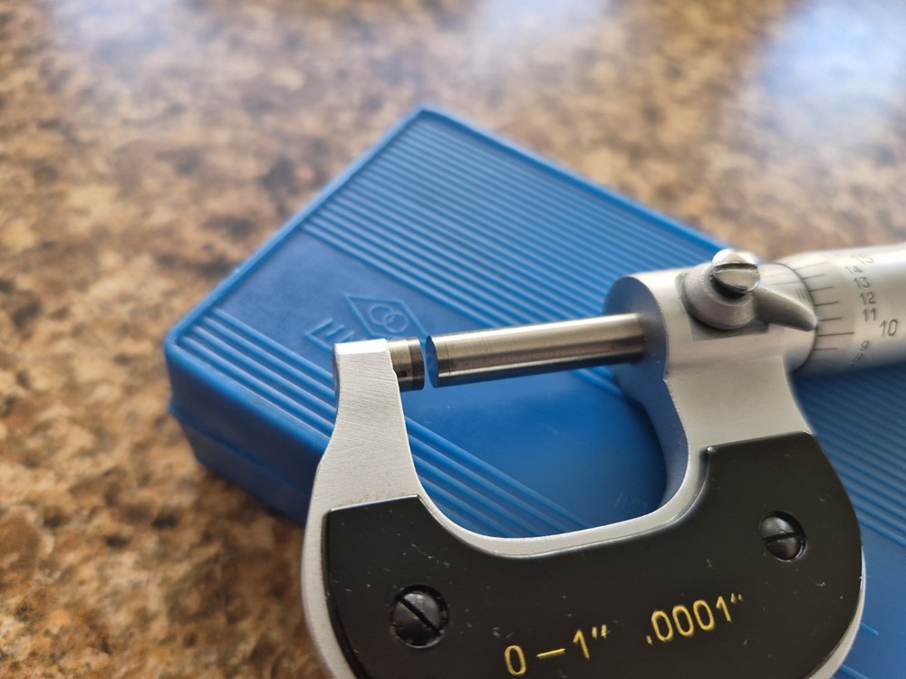 0-1" Digits (.0001") Outside Micrometer with Case