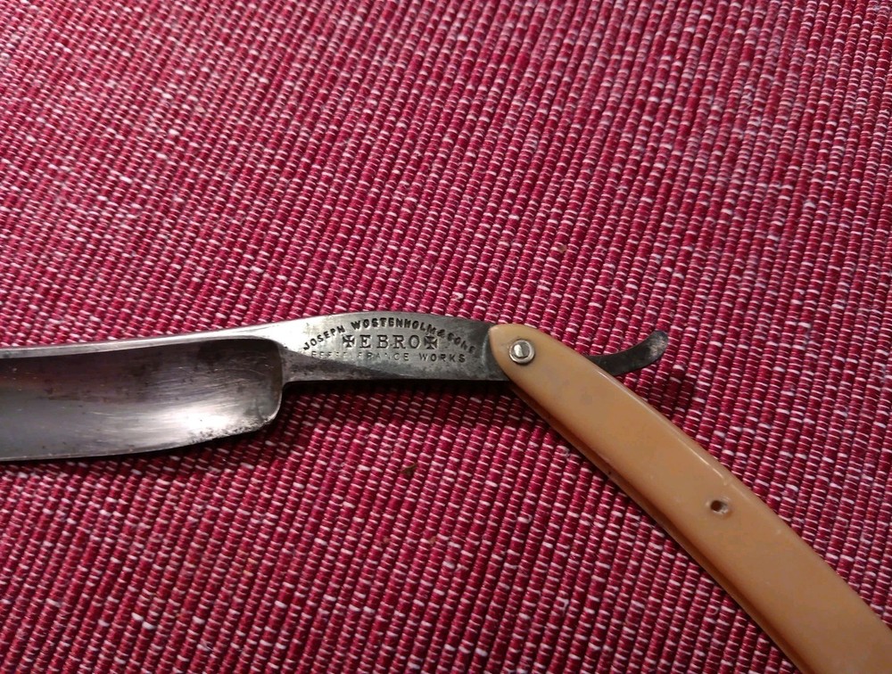 JOSEPH WOSTENNOLM & SONS RAZOR