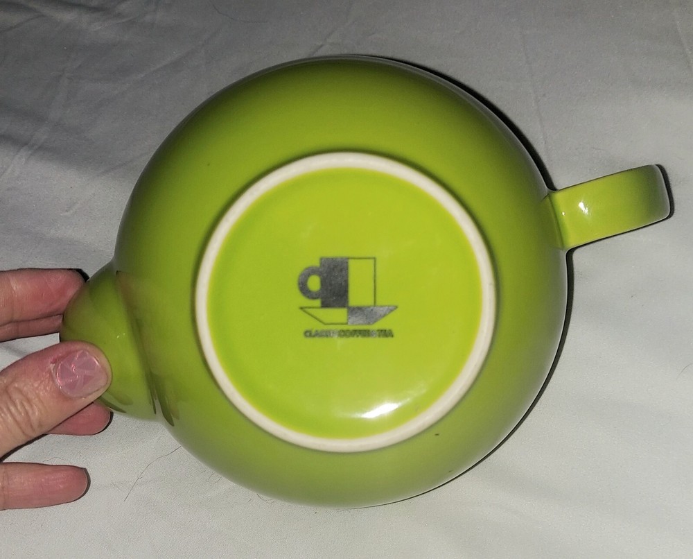 Classic Sienna Tea Set
