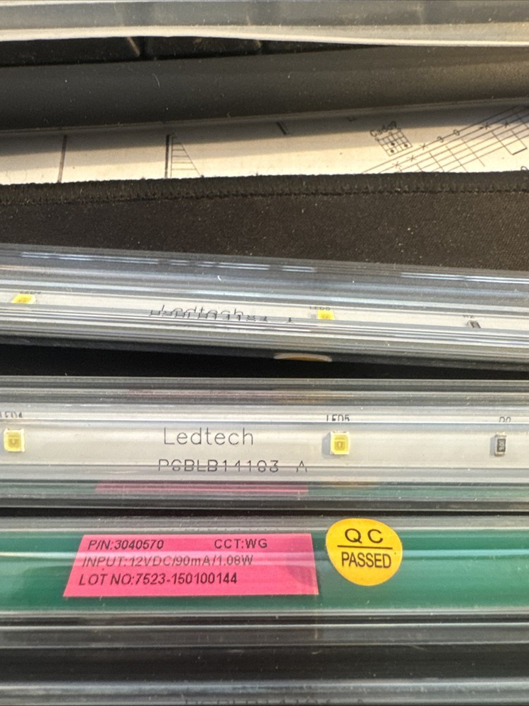 Ledtech. PLBLB14105 LED Waterproof Light with Power Supply