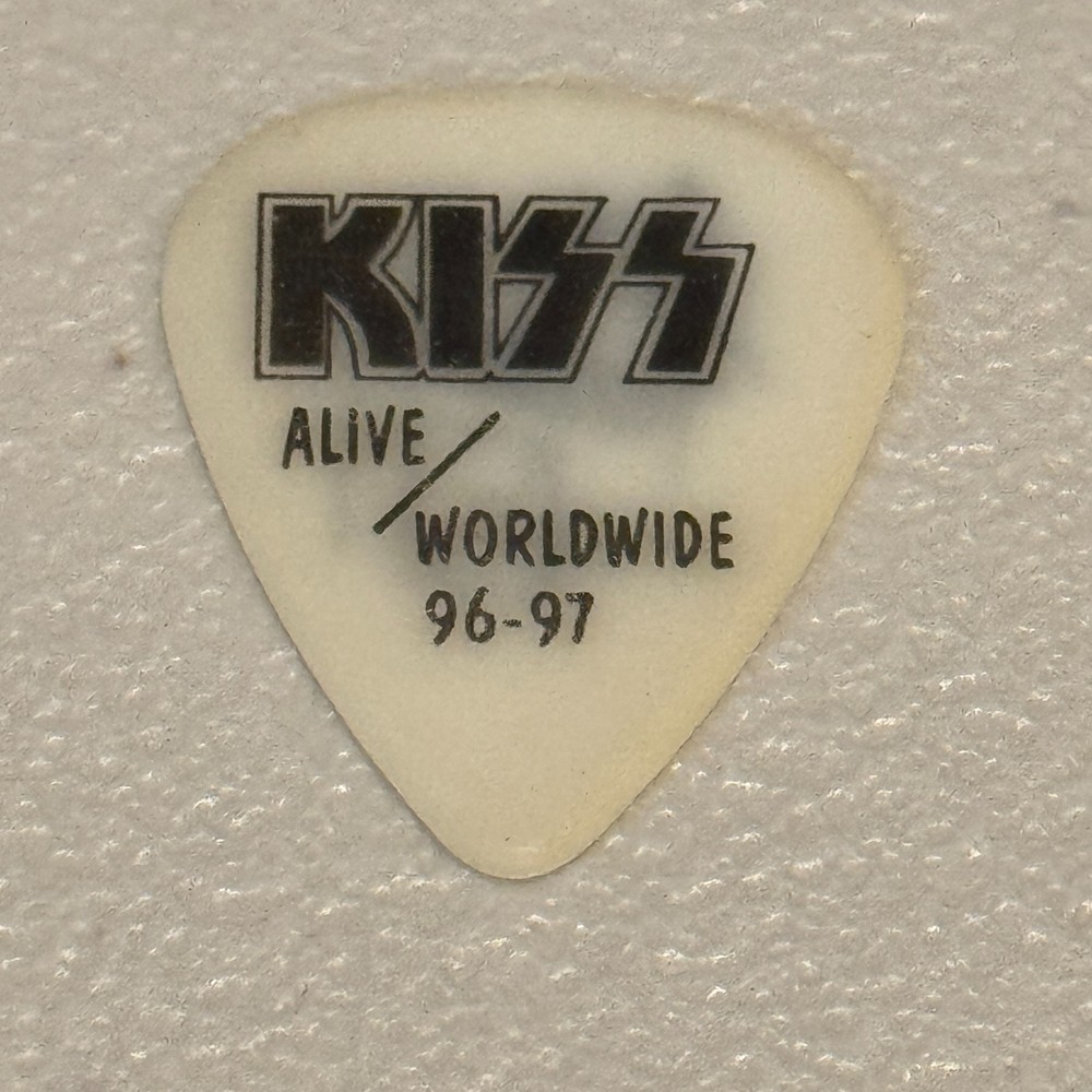 KISS Ace Frehley Signature Guitar Pick 1996 - 1997 ALIVE WORLDWIDE Tour Stage