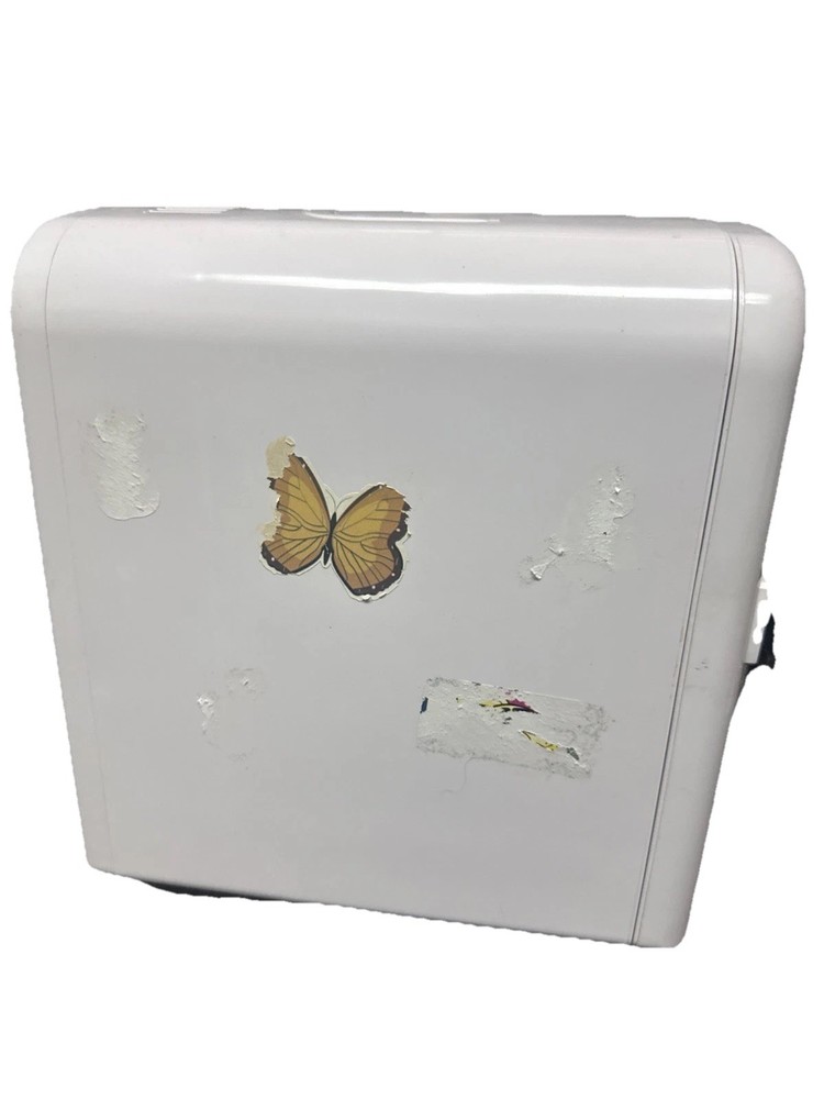 DMS PERSONAL FRIDGE MINI REFRIGERATOR ( TOP SHELF!) READ DESCRIPTION