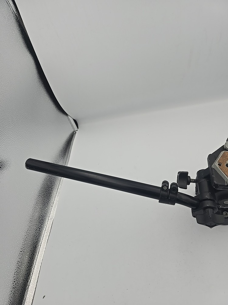 Bogen Manfrotto 3063 Mini Fluid Video Tripod Head with Quick Release Plate