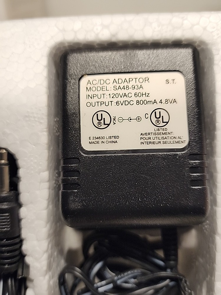 Easy Stitcher Table Top Sewing Machine D2-5001 ms5