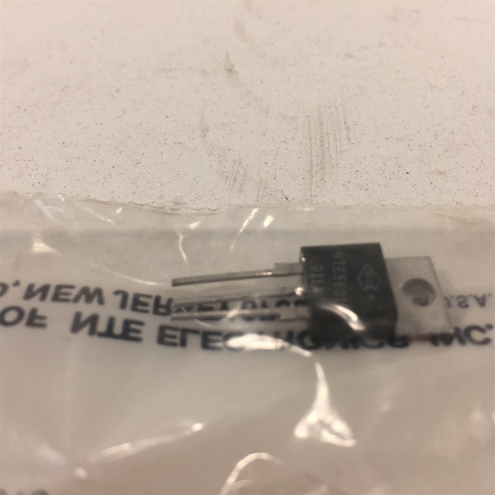 (1) NTE56016 TRIAC, 25 Amp