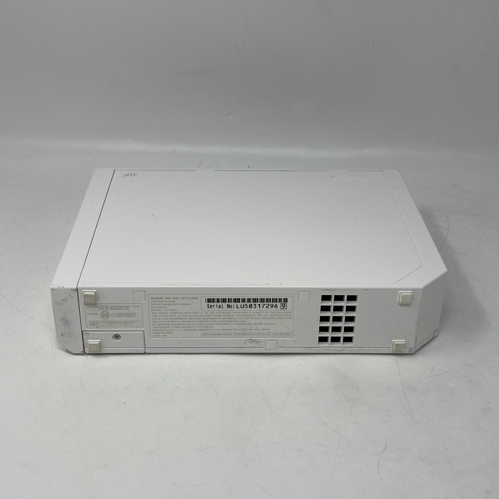 Console ONLY Nintendo Wii Replacement Gamecube Compatible RVL-001 - Grade “B”