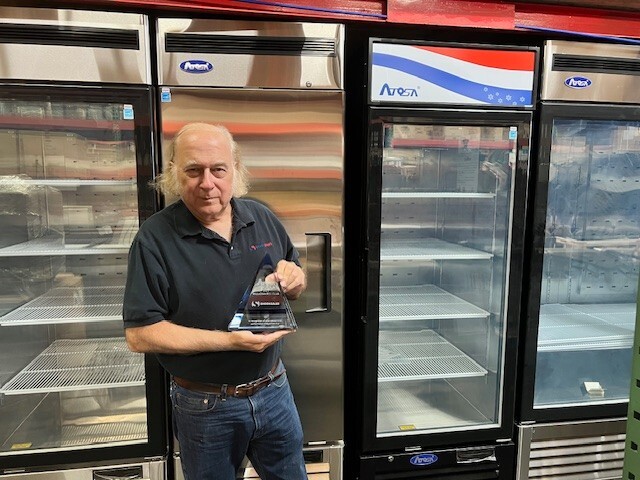 Atosa MCF8726GR, 1 GLASS Door REFRIGERATOR WITH 5 YEARS PARTS & LABOR!!!